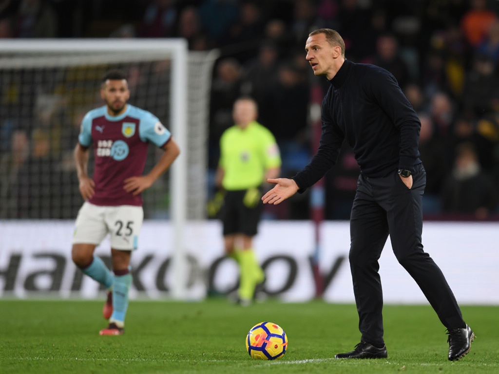 也更容易引 也更容易引